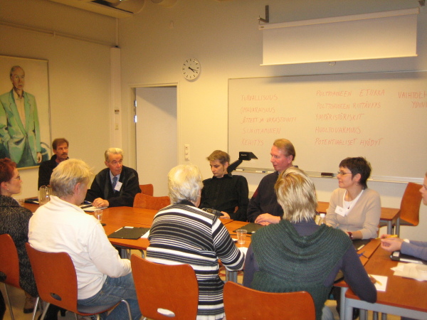 Gruppdiskussionen tar fart.